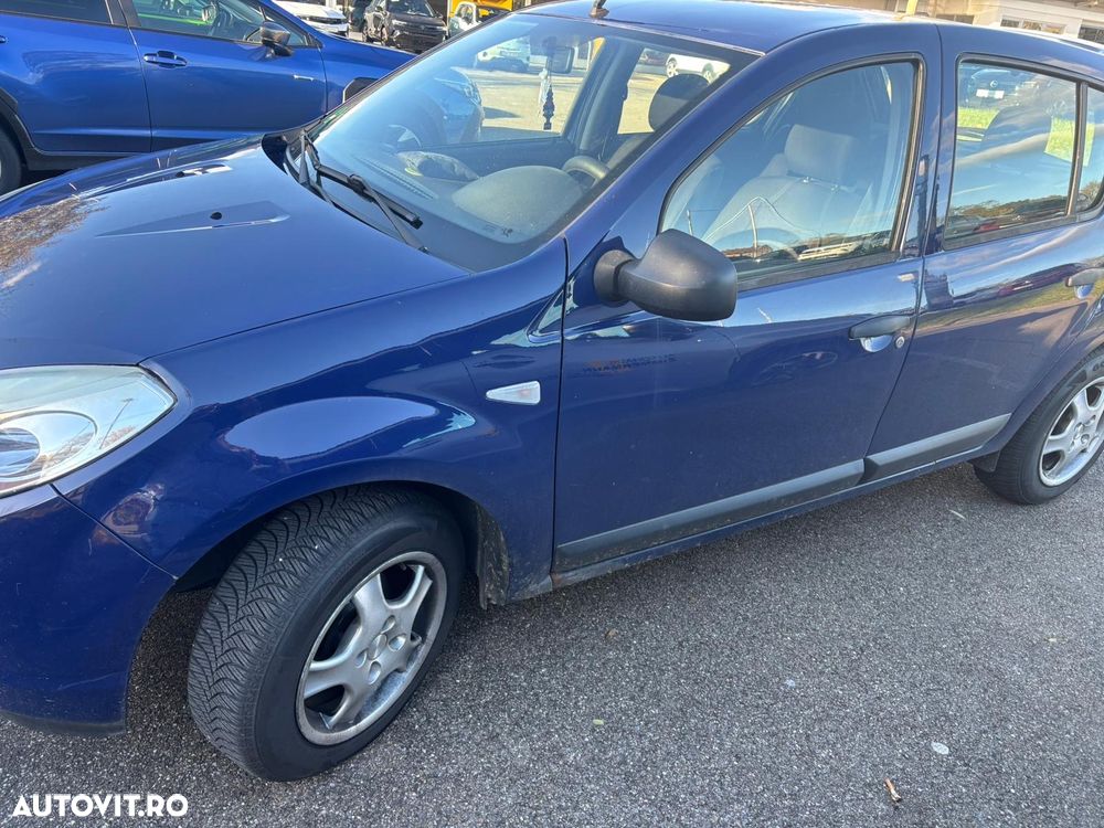 Dacia Sandero ver-1-2-16v-75-ambiance - 8
