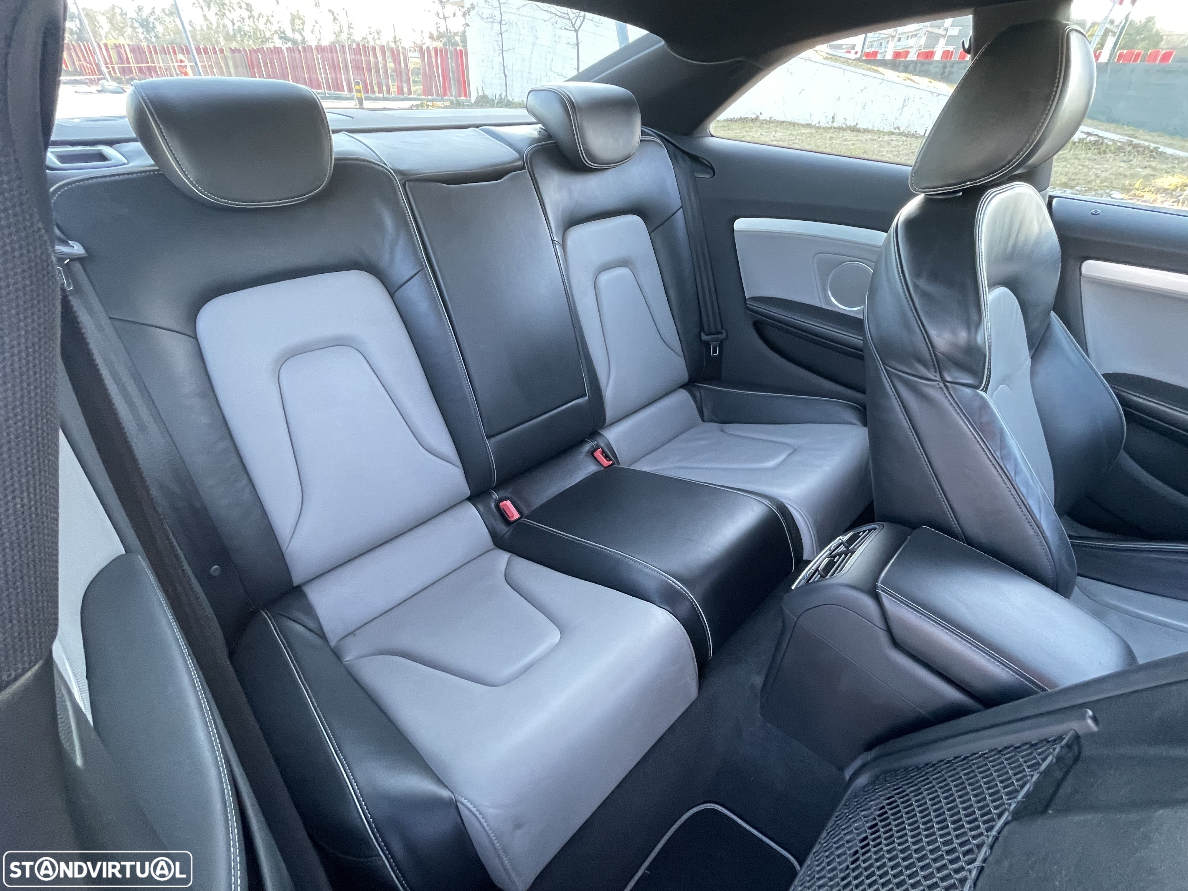 Audi A5 3.0 TDI V6 quattro S tronic S-line - 35