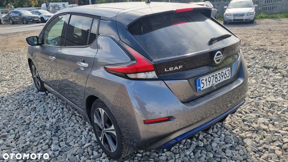 Nissan Leaf 40 kWh Tekna - 16