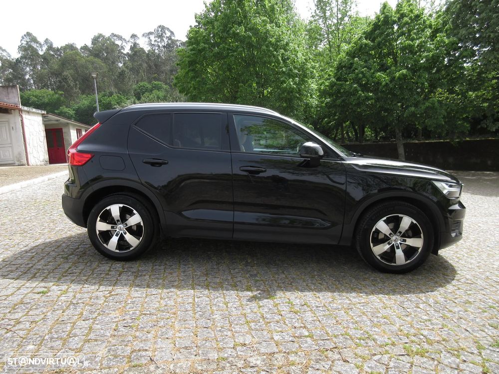 Volvo XC 40 2.0 D3 Momentum Plus Geartronic - 12