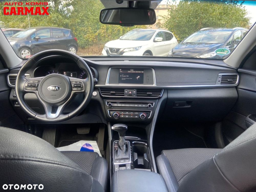Kia Optima - 22