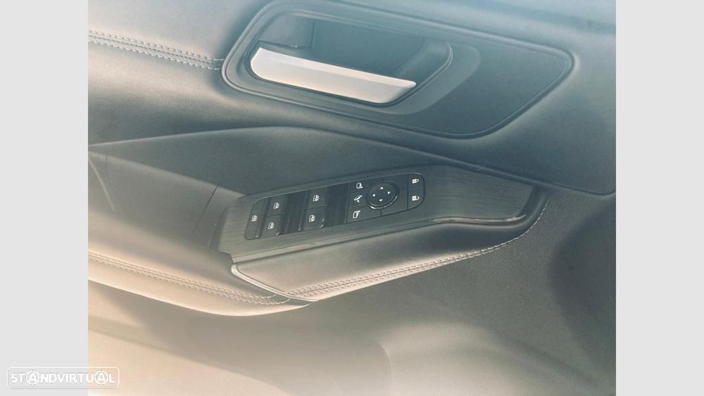 Nissan Qashqai 1.3 DIG-T N-Connecta Xtronic - 21