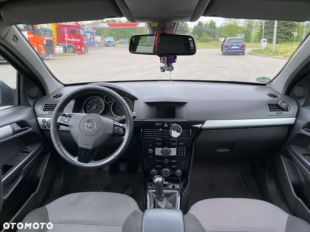 Opel Astra 1.7 CDTI - 8