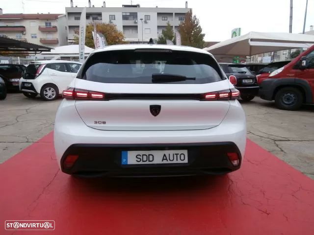 Peugeot 308 - 8