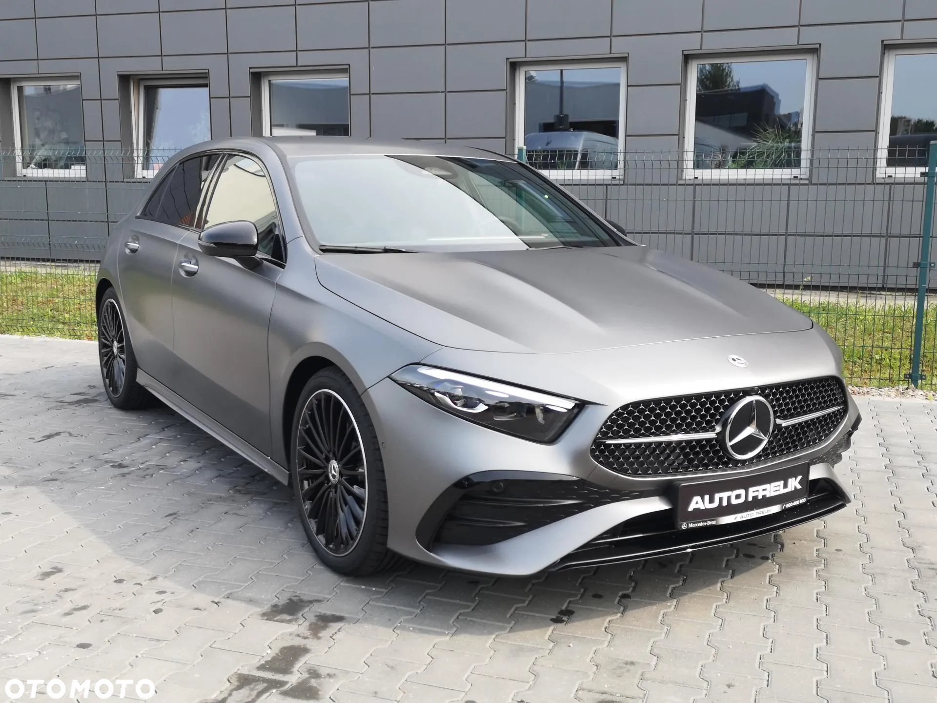Mercedes-Benz Klasa A 220 4Matic 7G-DCT AMG Line - 6