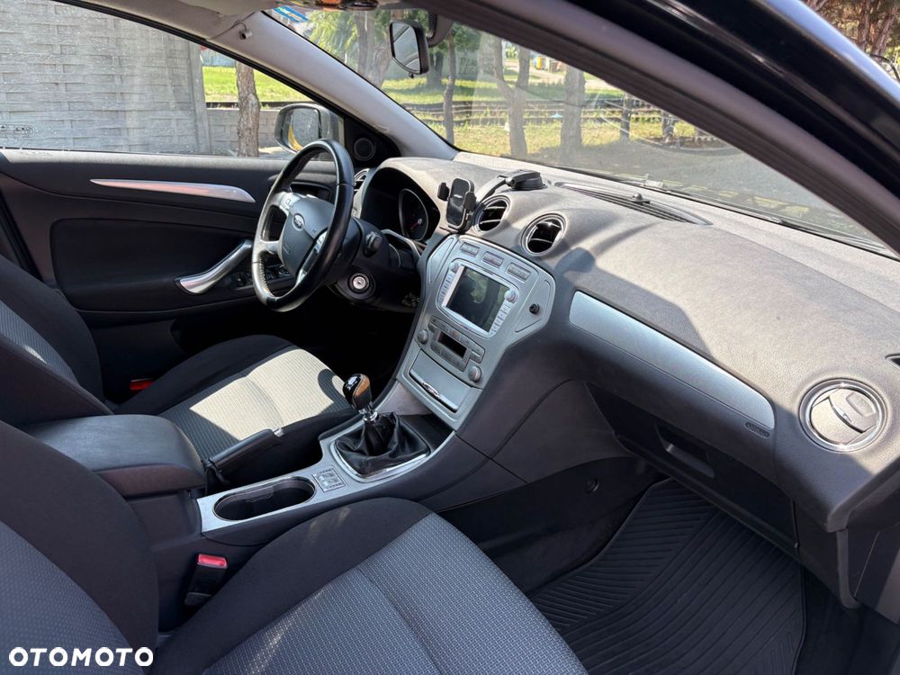 Ford Mondeo - 6