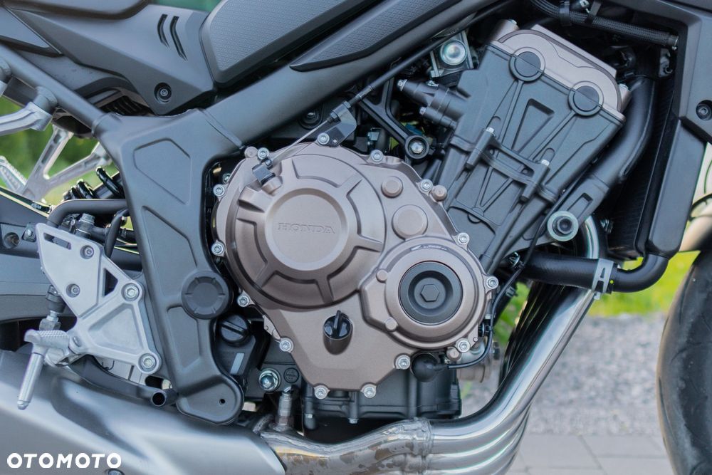 Honda CB - 17