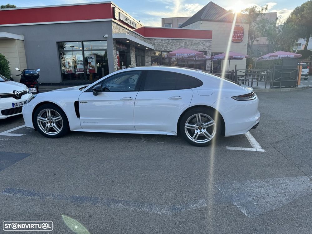 Porsche Panamera Sport Turismo 4S E-Hybrid - 21