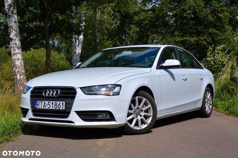 Audi A4 Limousine - 12