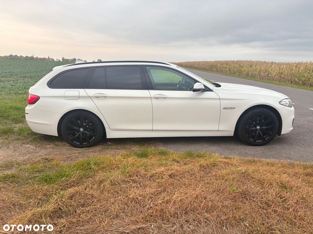 BMW Seria 5 2015 photo 2