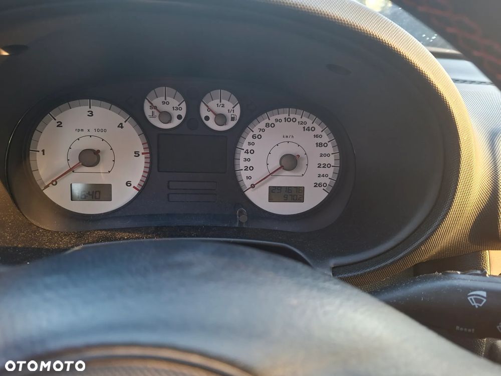 Seat Leon 1.9 TDI 150 Sport - 8