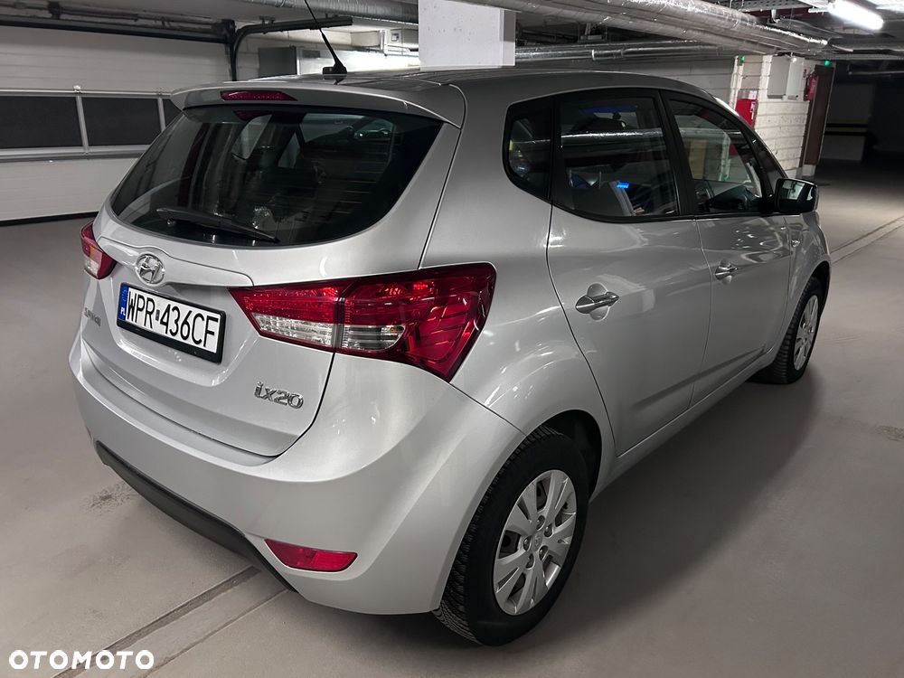 Hyundai ix20 1.6 Comfort - 4