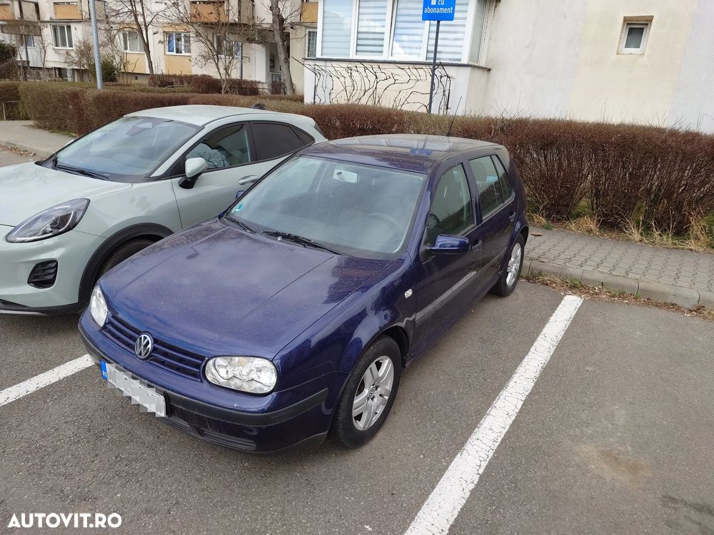 Volkswagen Golf 1.4 - 7