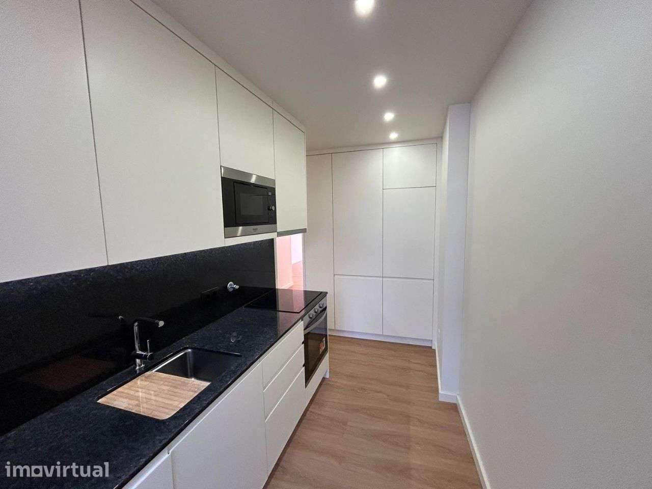 Apartamento T2 em Barcelos - Grande imagem: 2/11