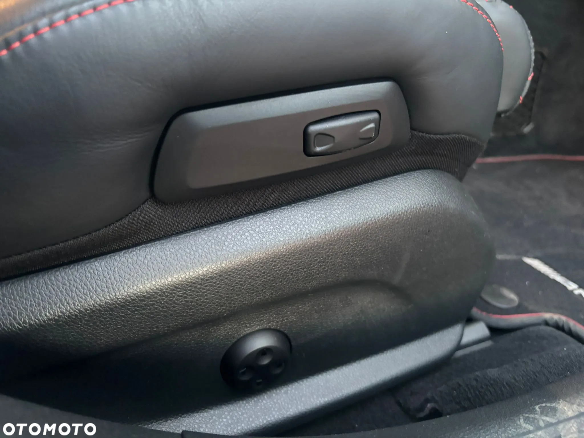 Mercedes-Benz Klasa C AMG 63 S AMG Speedshift 7G-MCT Edition 1 - 15