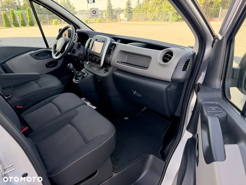 Renault TRAFIC - 11
