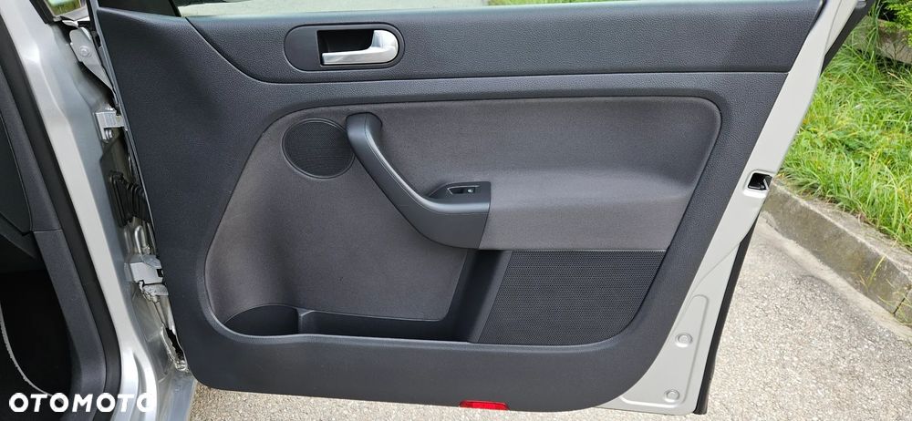 Volkswagen Golf Plus 1.4 TSI United - 27