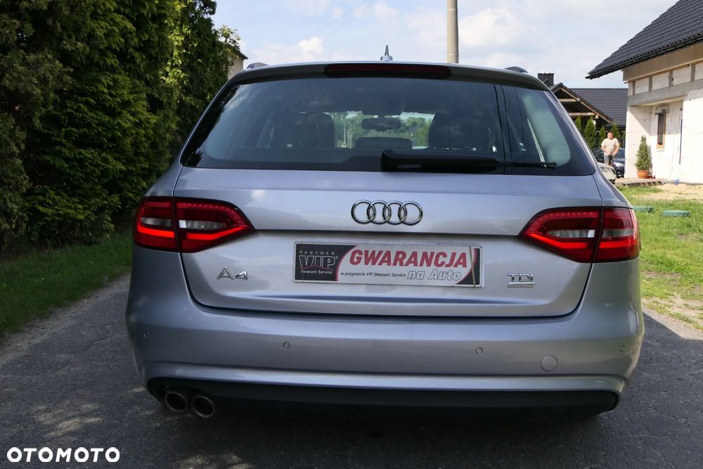 Audi A4 Avant 2.0 TDI ultra - 12