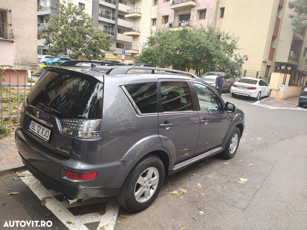 MITSUBISHI Outlander 2011 — imagine 3