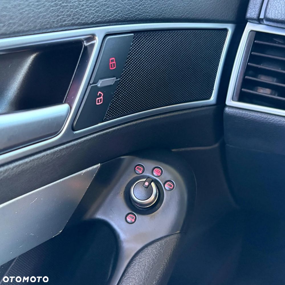 Audi A6 Limousine 3.0 TDI DPF quattro tiptronic - 17