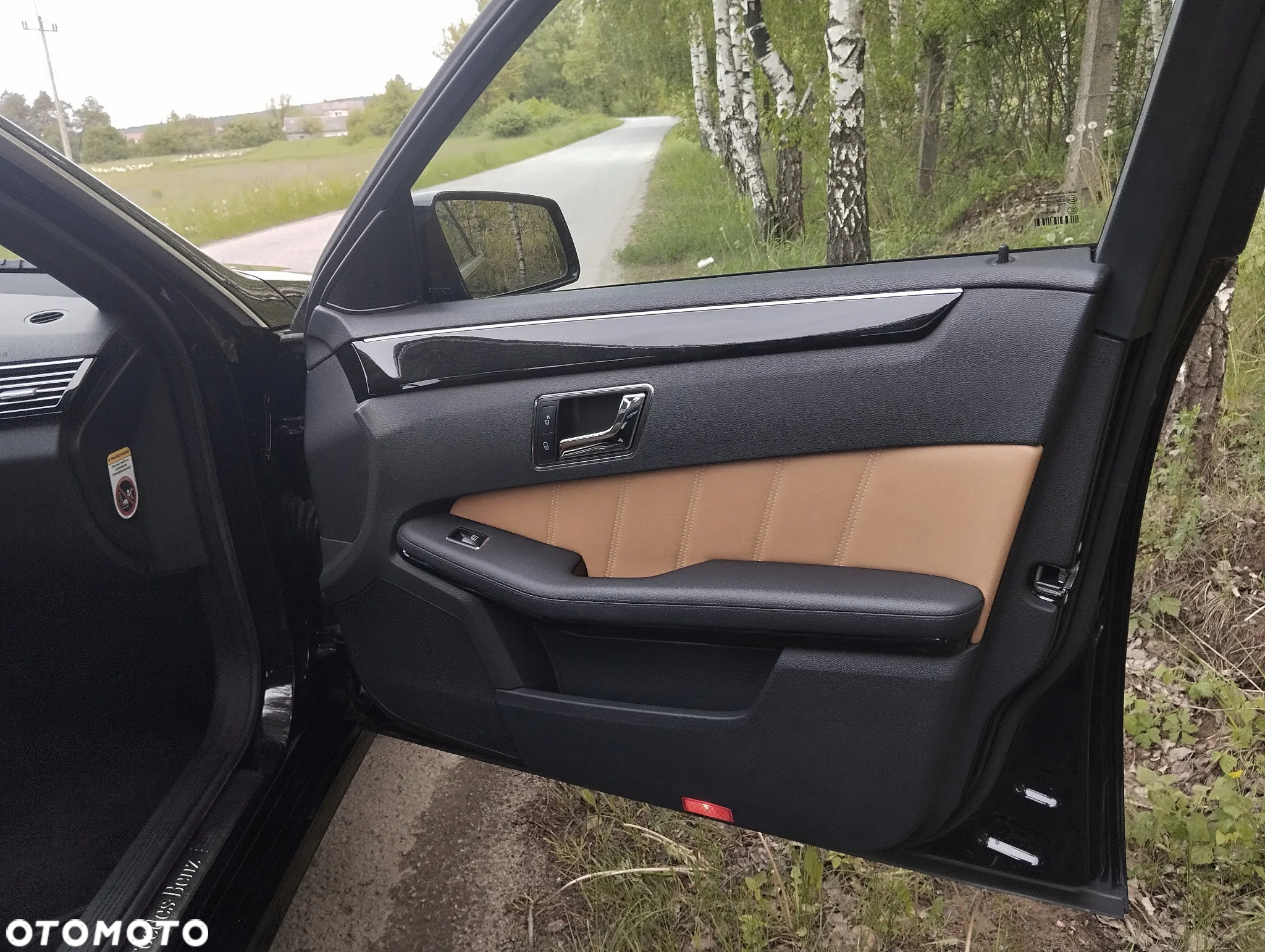 Mercedes-Benz Klasa E 200 BlueEFFICIENCY Avantgarde - 27
