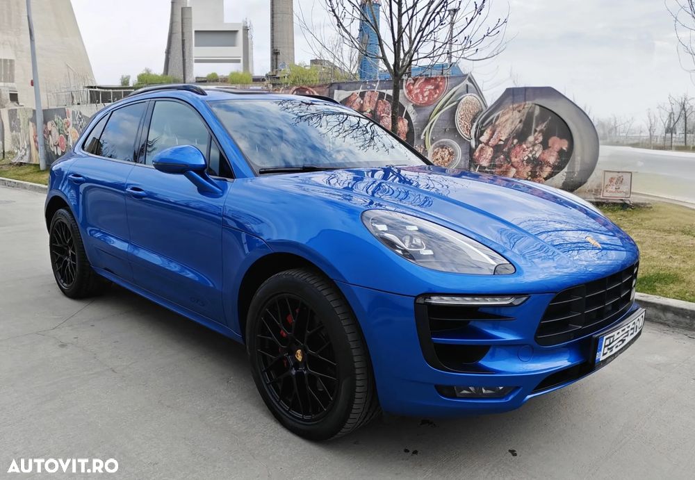 Porsche Macan - 2