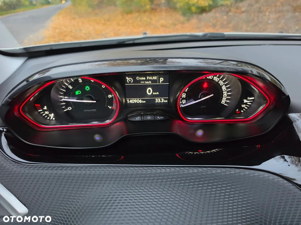 Peugeot 2008 PureTech 110 Stop&Start EAT6 GT-Line Edition - 16