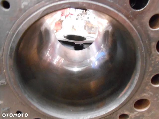 Blok silnika 6076TRW30 R100478 John Deere 7800 - 13