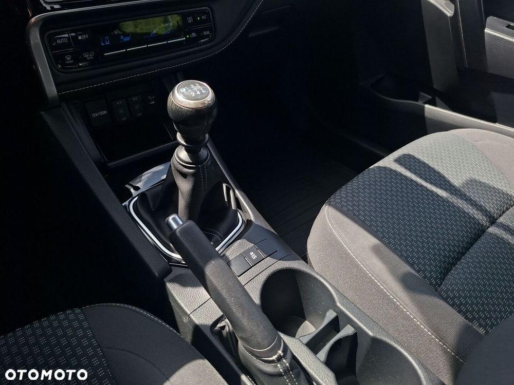 Toyota Corolla 1.6 Premium EU6 - 26