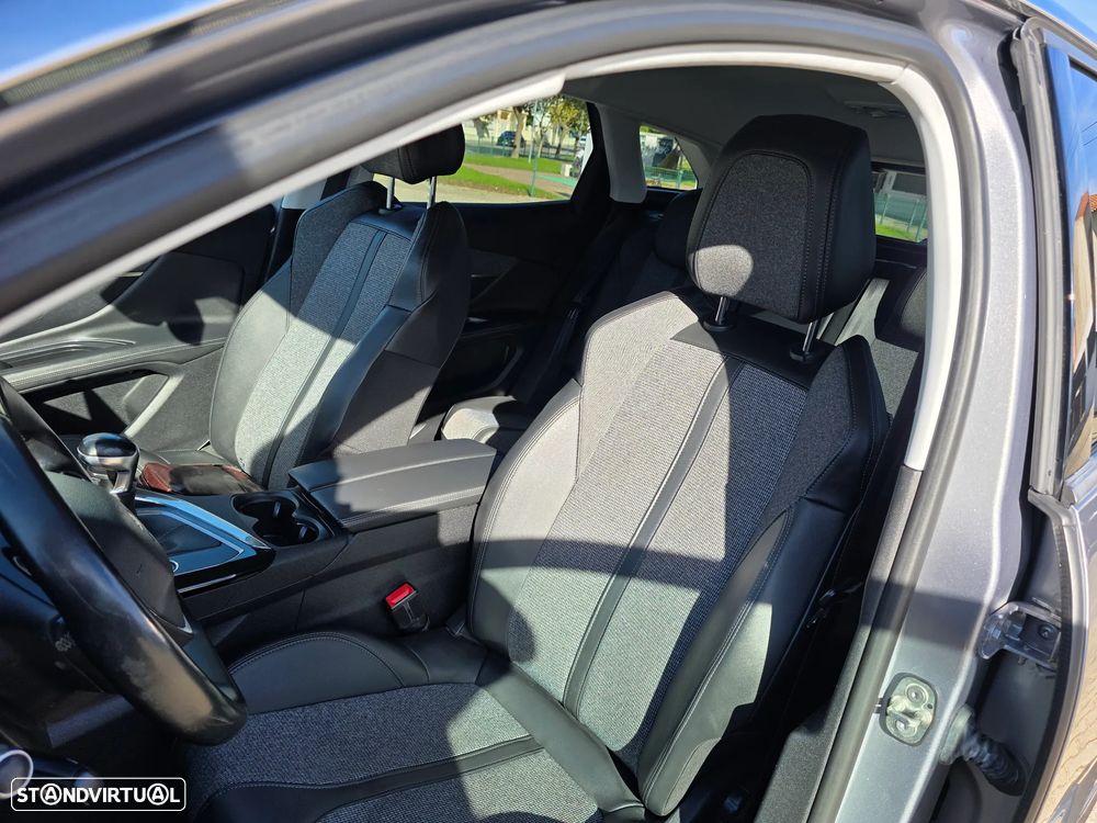 Peugeot 3008 1.2 PureTech Allure Pack - 16