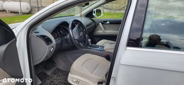 Audi Q7 3.0 TDI DPF clean diesel Quattro Tiptronic - 12