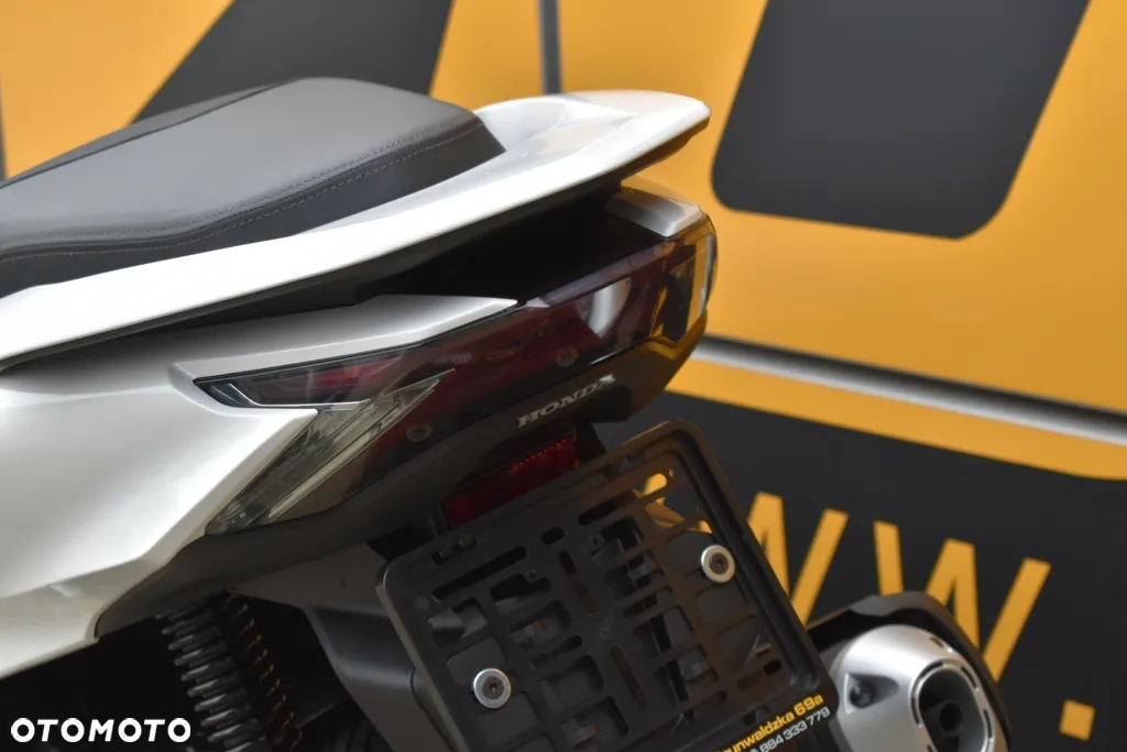 Honda PCX - 15