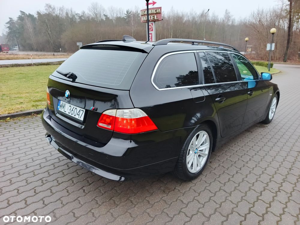 BMW Seria 5 - 32