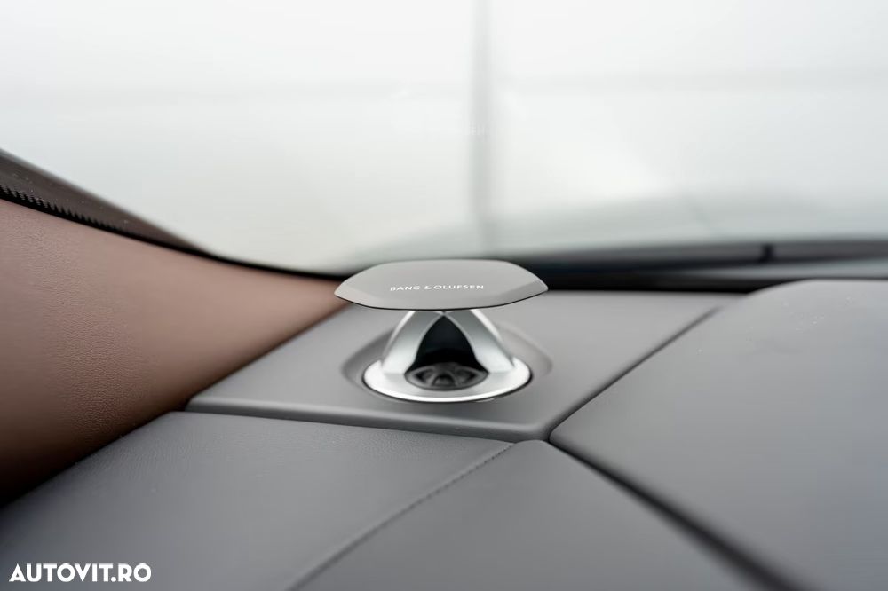 Lamborghini URUS - 14