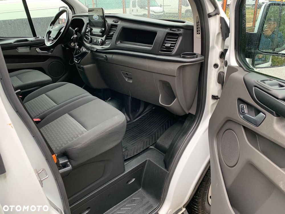 Ford Transit Custom - 16