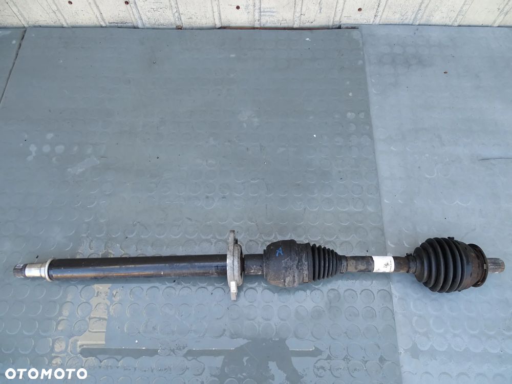 MERCEDES CLA W117 W246 PÓŁOŚ PRAWA DŁUGA A2463600274 - 2