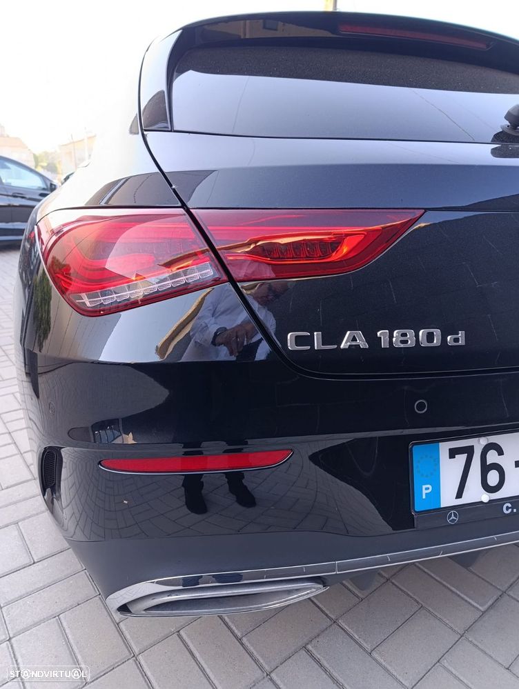 Mercedes-Benz CLA 180 d Shooting Brake AMG Line Aut. - 5