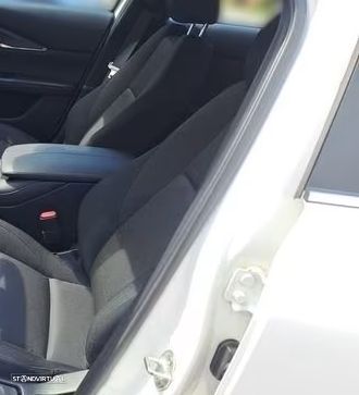 Mazda CX-30 - 4