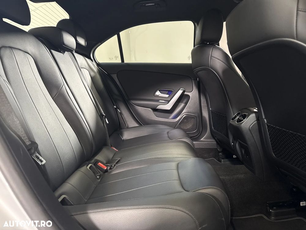 Mercedes-Benz A 250 - 13