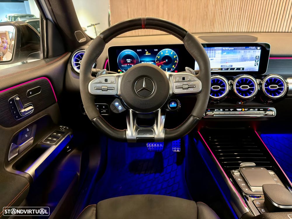 Mercedes-Benz GLB 35 AMG 4Matic - 4