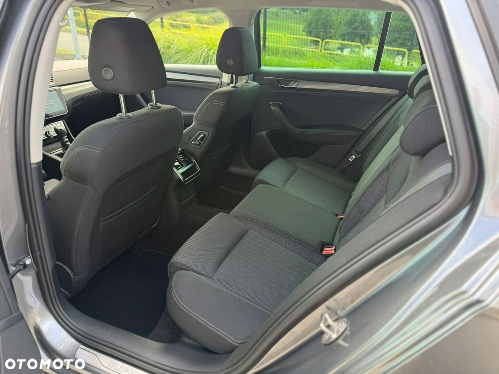 Skoda Superb - 19