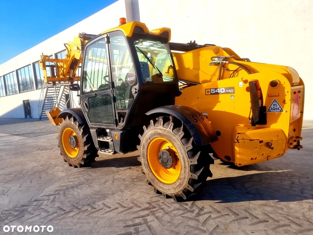 JCB 540-140 jak Manitou MT 1440 R287 - 9