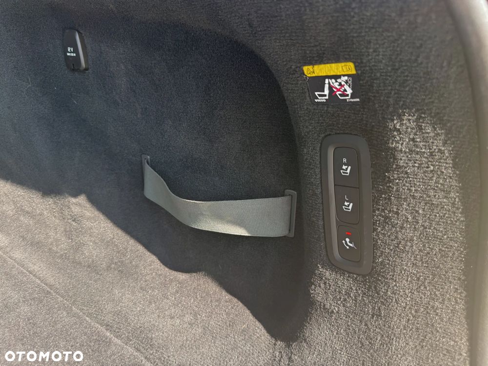 Volvo V90 D4 Momentum - 15
