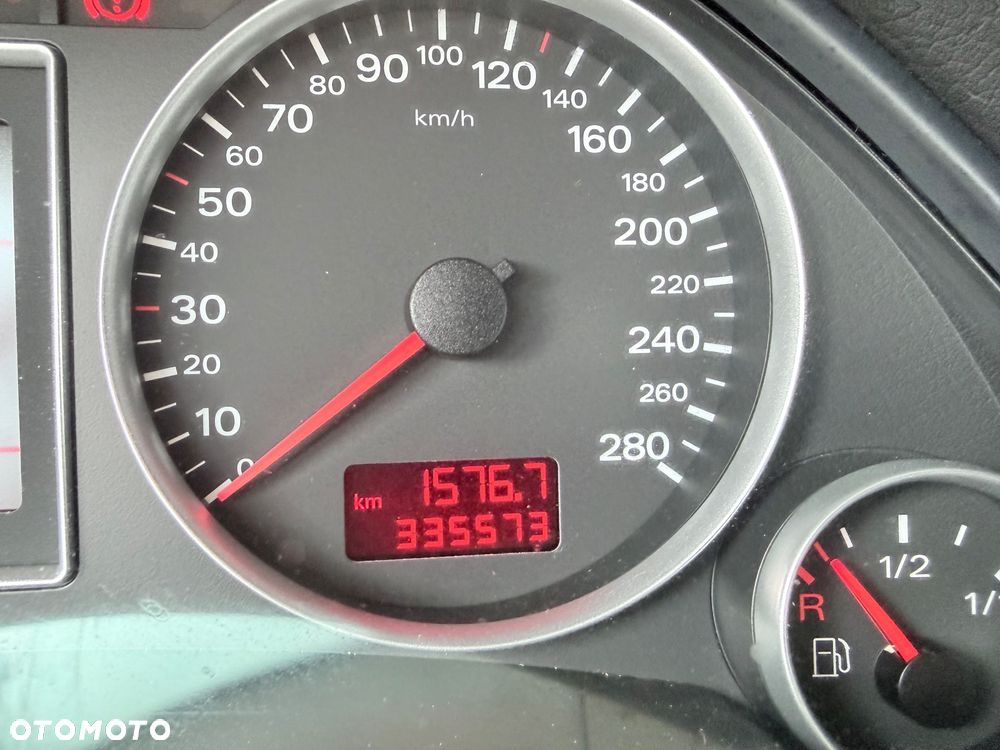 Audi A4 Avant 2.0T FSI Quattro - 10