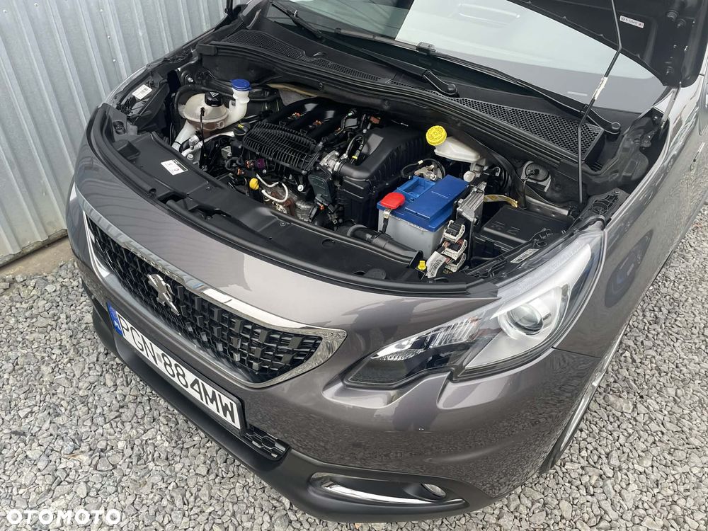 Peugeot 2008 1.2 Pure Tech Allure S&S - 14