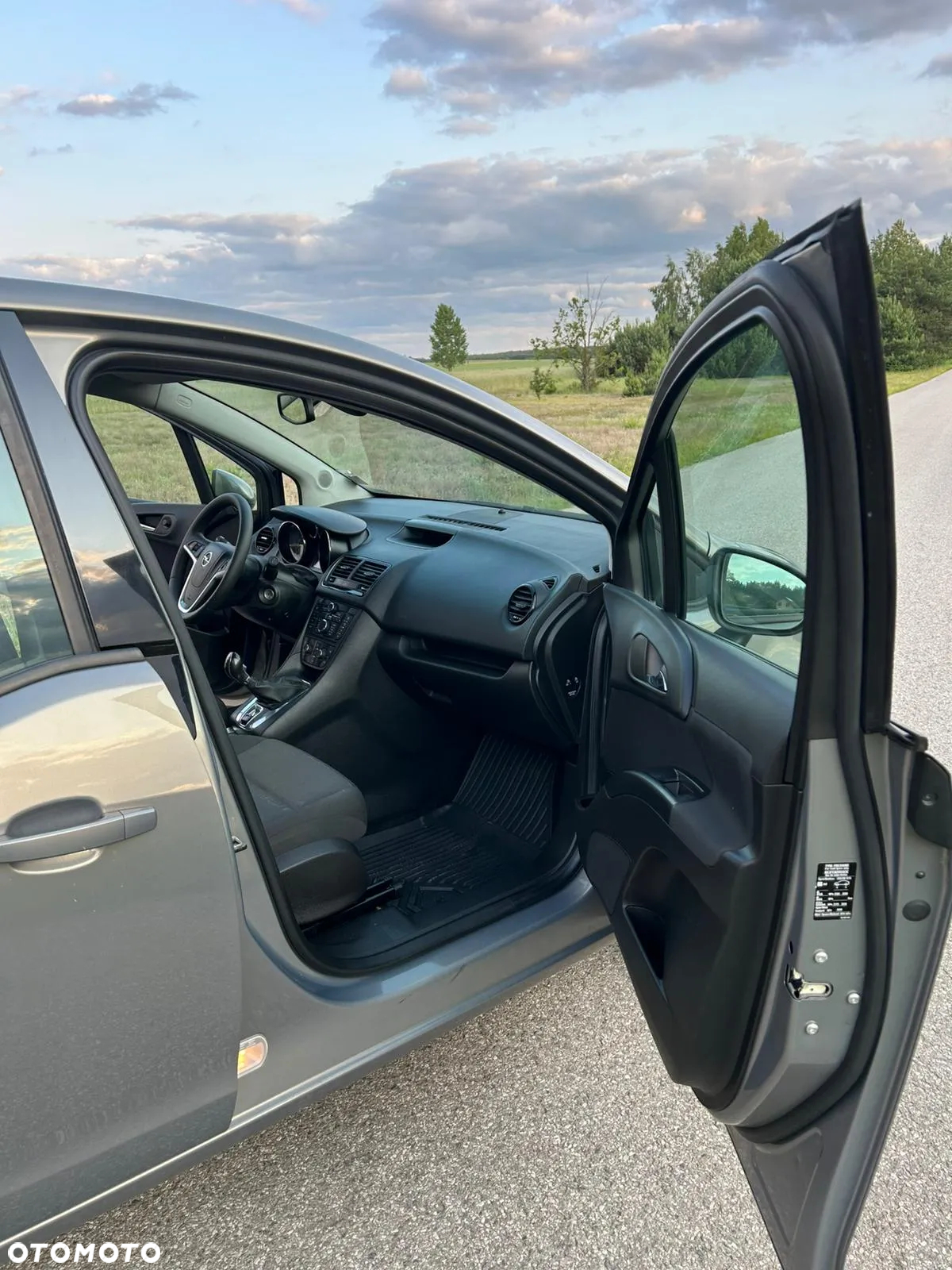 Opel Meriva 1.4 Color Edition - 28