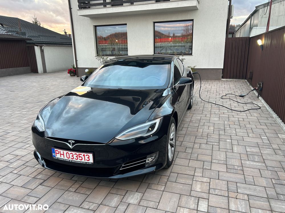 Tesla Model S 85D Allradantrieb Performance - 40