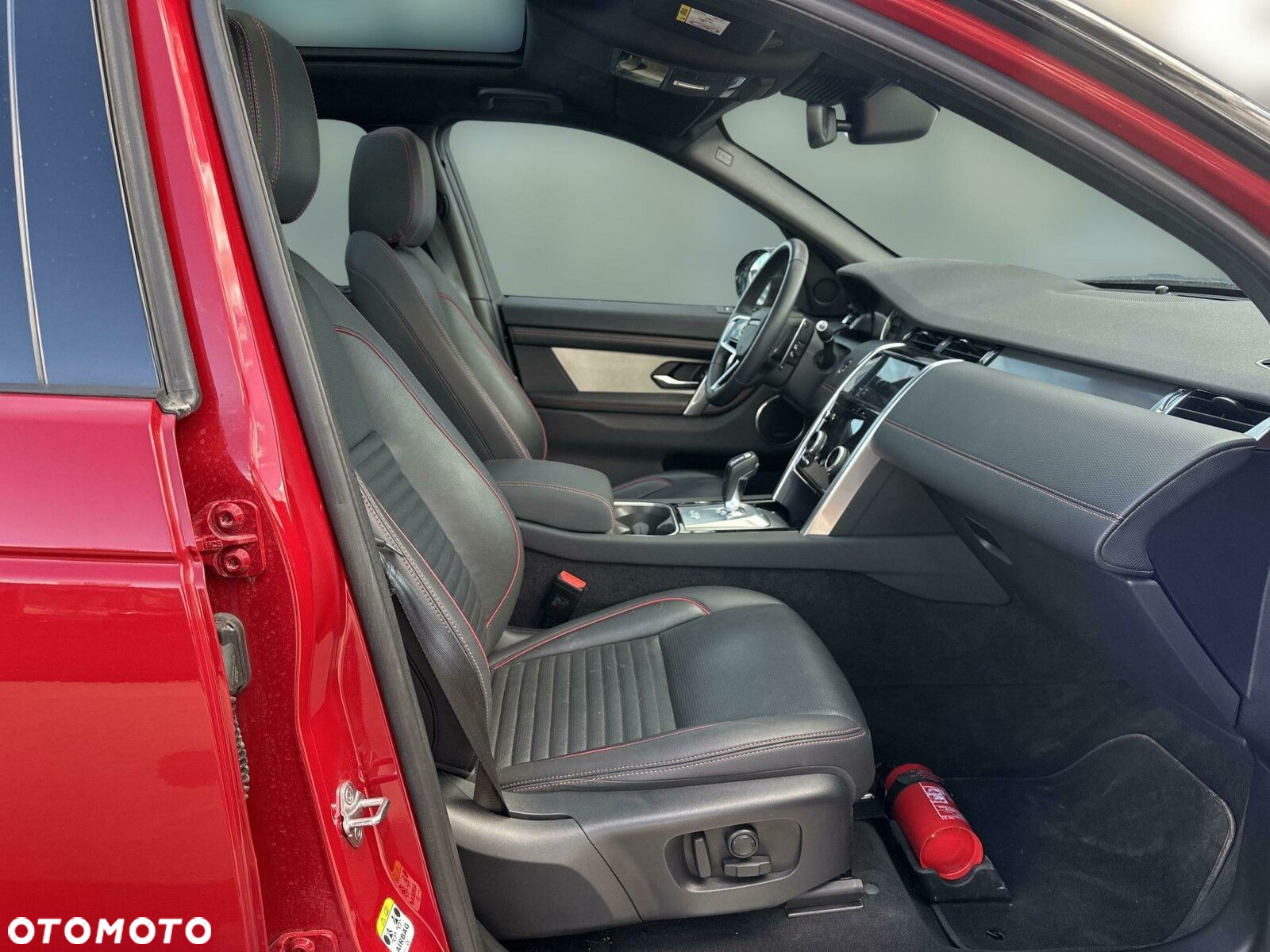 Land Rover Discovery Sport - 12