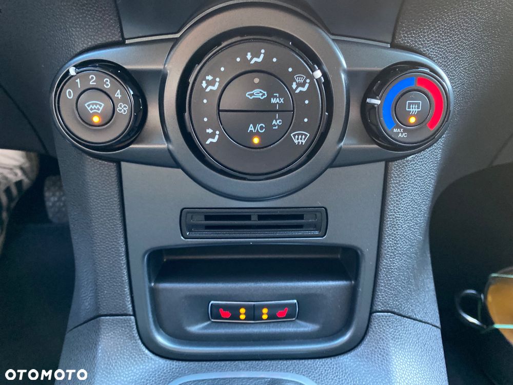 Ford Fiesta 1.25 Titanium EU5 - 18