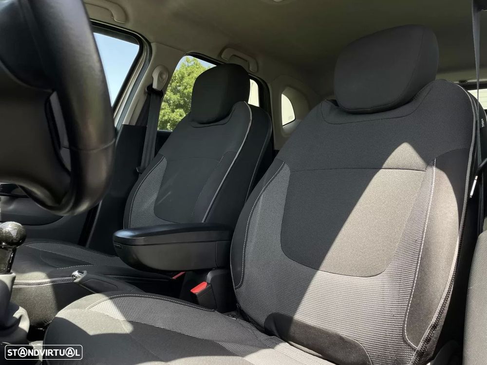 Renault Captur 1.5 dCi Exclusive - 6